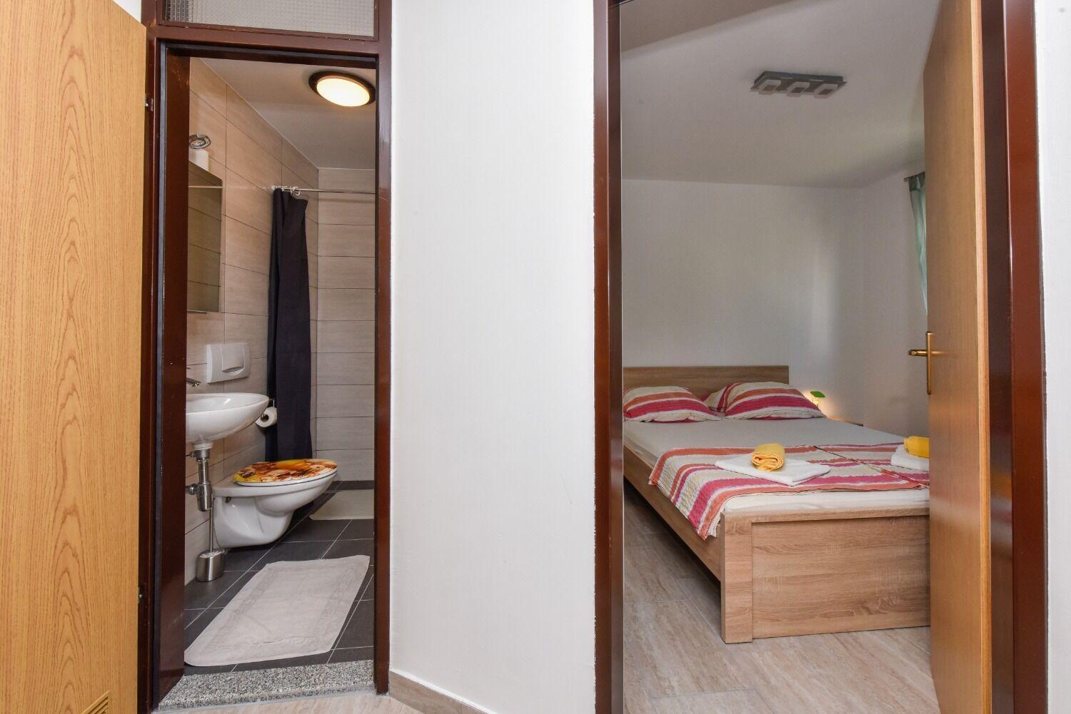 Apartments Mark - 200 M From Sea Новаля Екстериор снимка
