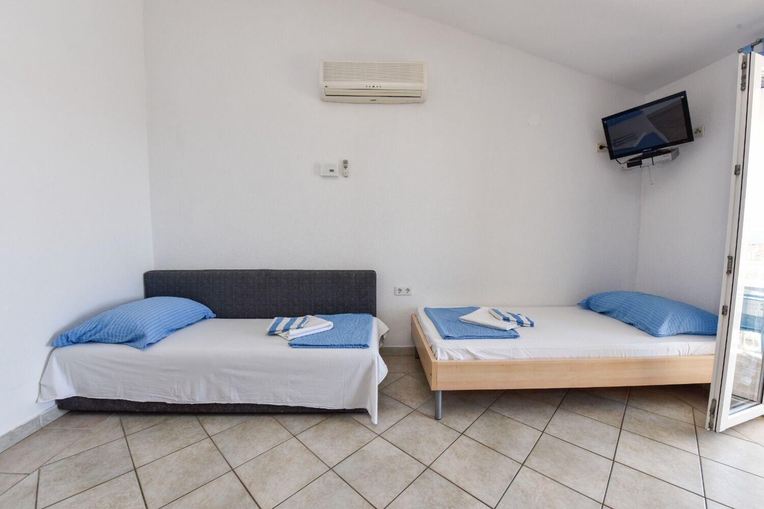 Apartments Mark - 200 M From Sea Новаля Екстериор снимка