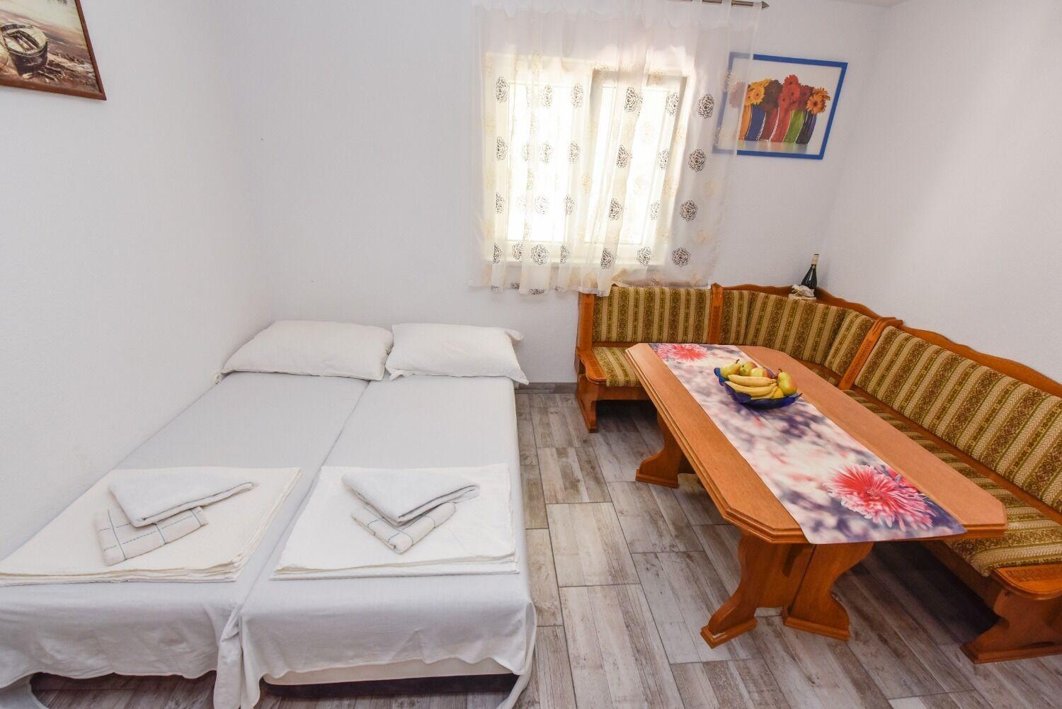 Apartments Mark - 200 M From Sea Новаля Екстериор снимка