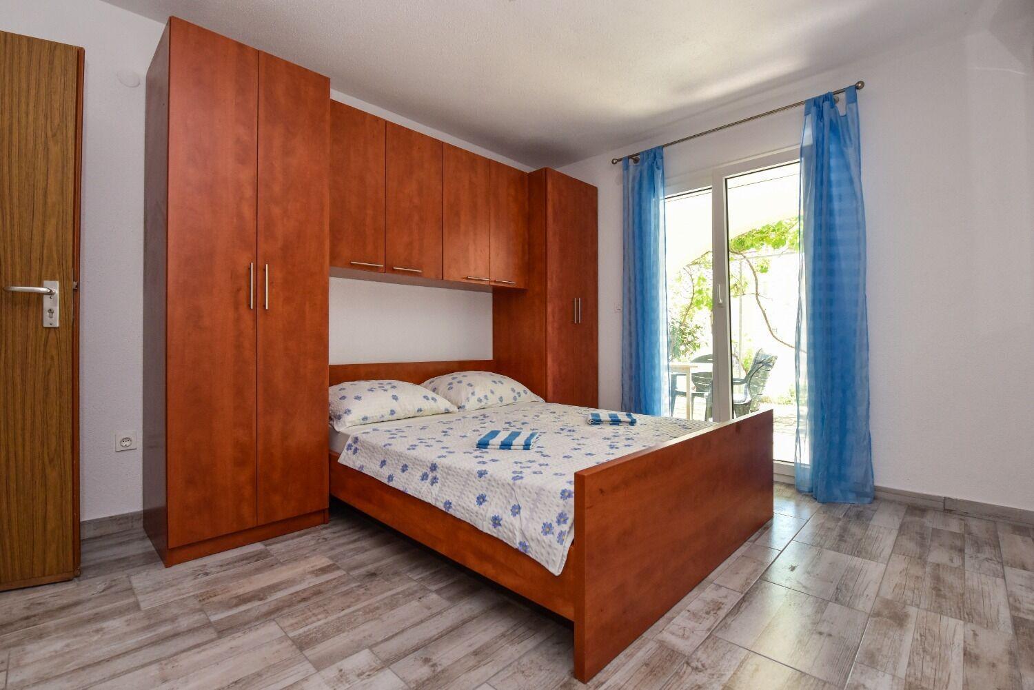 Apartments Mark - 200 M From Sea Новаля Екстериор снимка